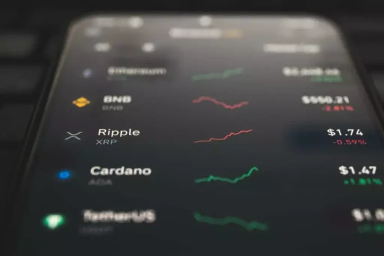 Similarities between Forex vs Cryptocurrency