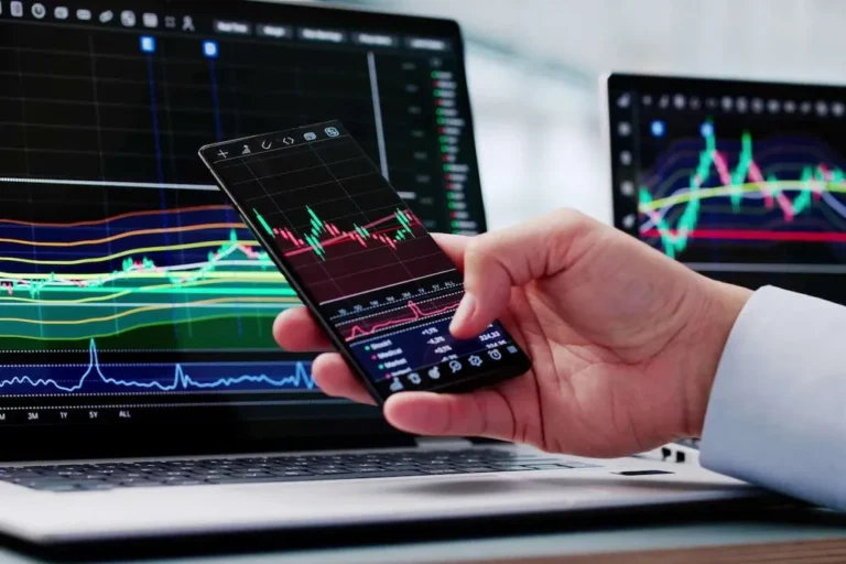 Market Makers vs Takers and the Roles They Play