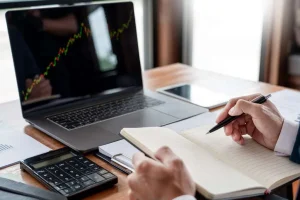 What Is a Self Clearing Broker Dealer?