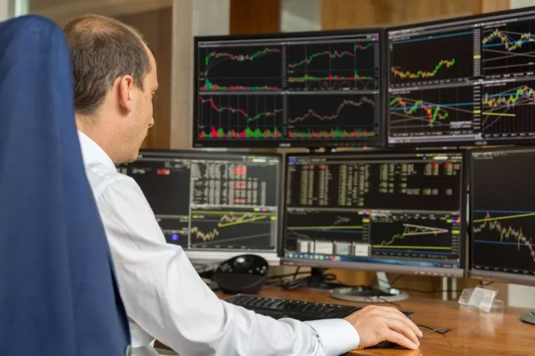 Trading Platform Design: Top 5 Can`t-Miss Features
