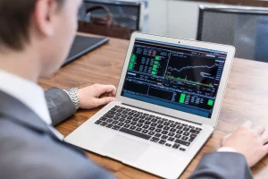Trading Platform Design: Top 5 Can`t-Miss Features